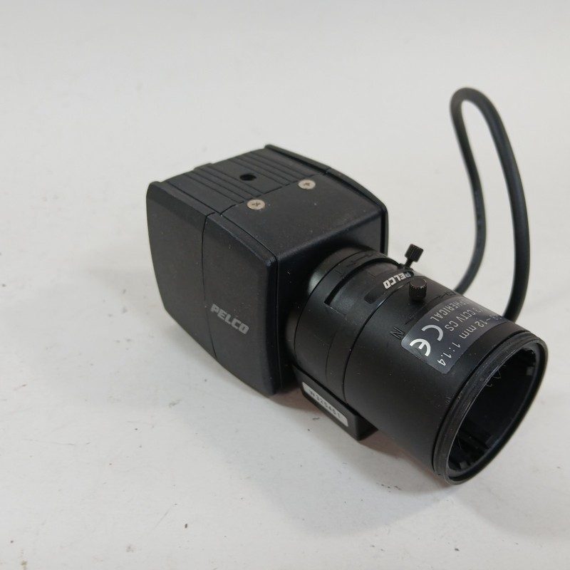 Камера Pelco CCC1300H-2