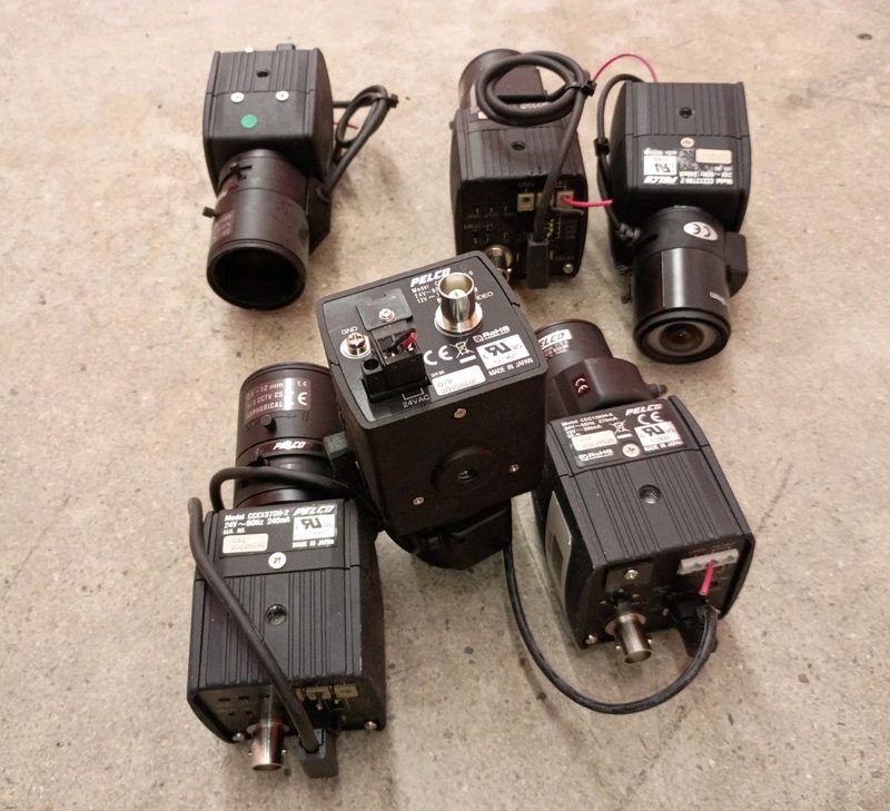 Камера Pelco CCC1370H-2