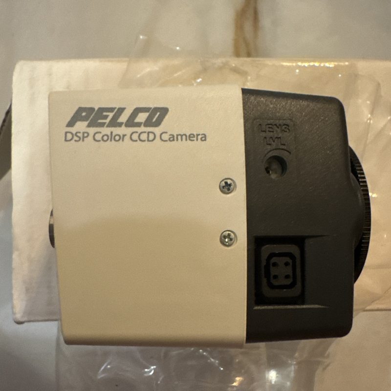 Камера Pelco CCC2400H-4