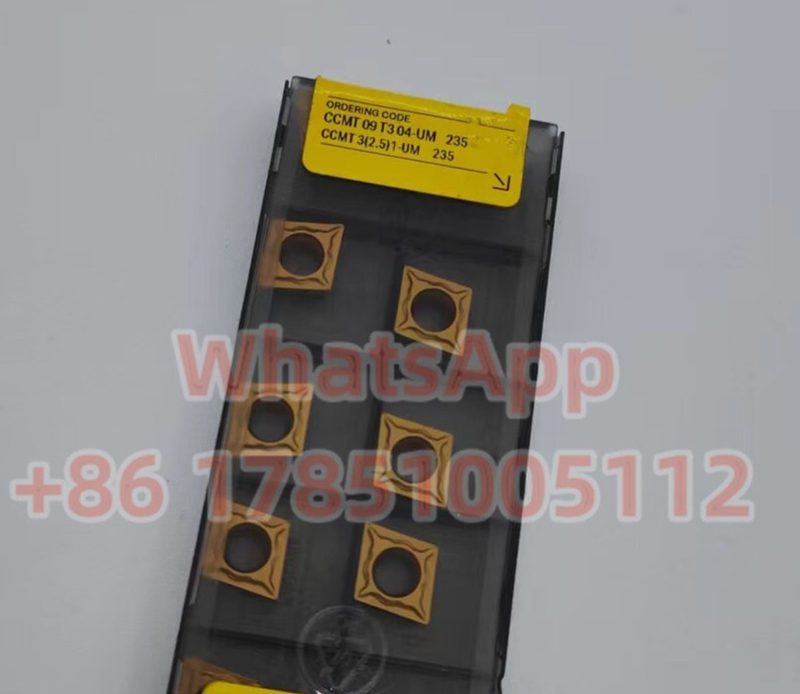 Режущий инструмент Sandvik CCMT09T304-UM