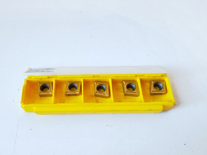 Режущий инструмент Kennametal CCMT32505LF