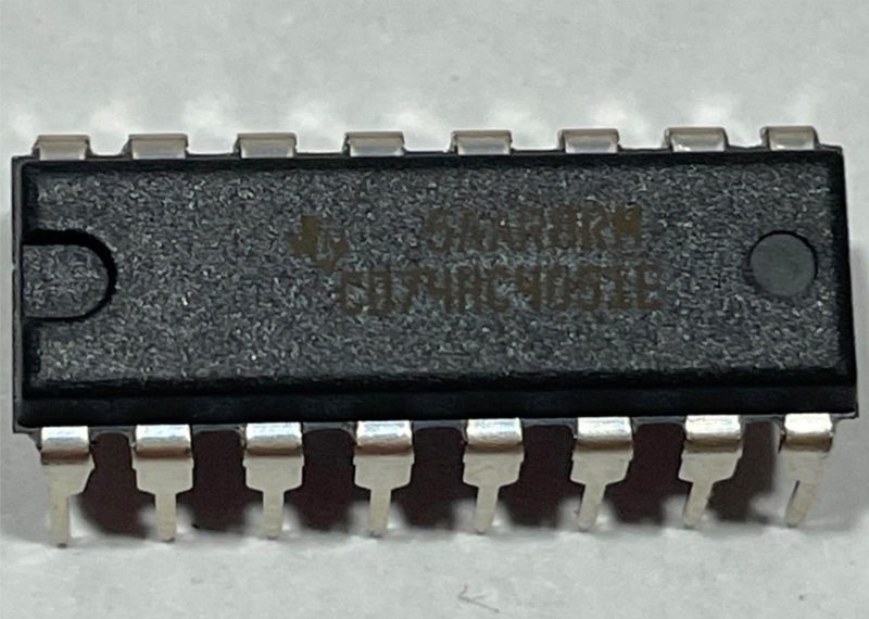 Коммутатор CD74HC4051E