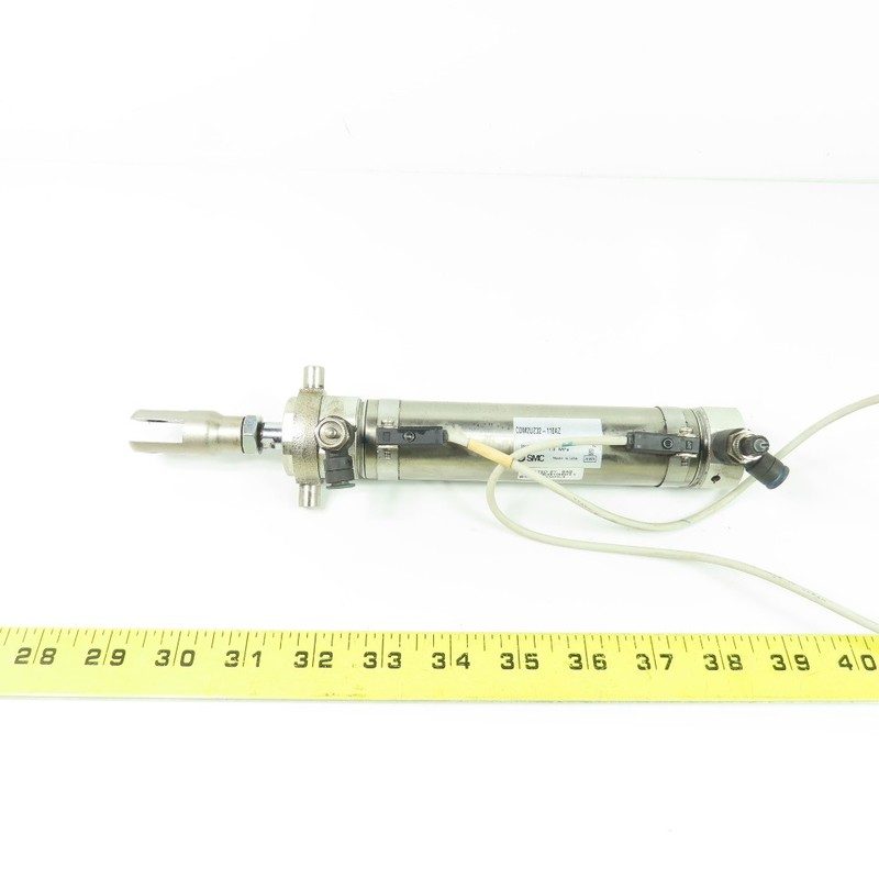 Пневмоцилиндр SMC CDM2UZ32-110AZ