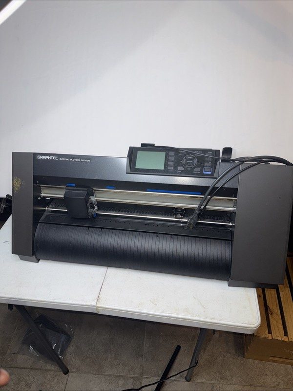 Режущий плоттер CE7000-40