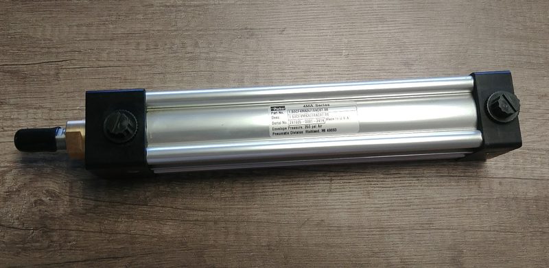 Пневмоцилиндр Parker CF4MA3U18AC