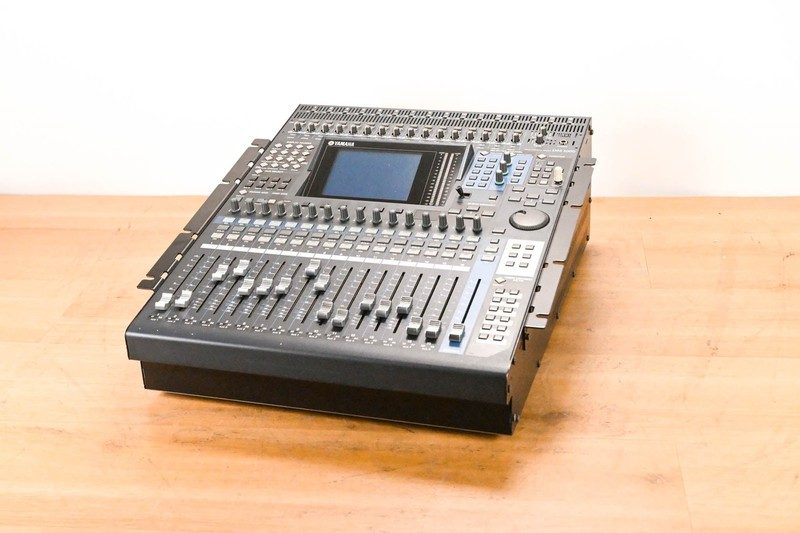 Микшерный пульт CG010HP
