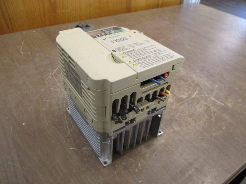 Частотный преобразователь Yaskawa CIMR-JU4A0004BAA