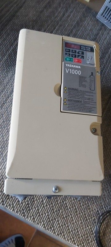 Частотный преобразователь Omron CIMR-VC4B0018FAA