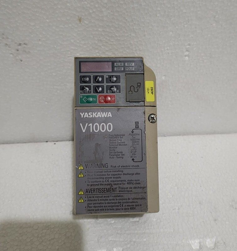 Привод Yaskawa CIMR-VCBA0003JAB