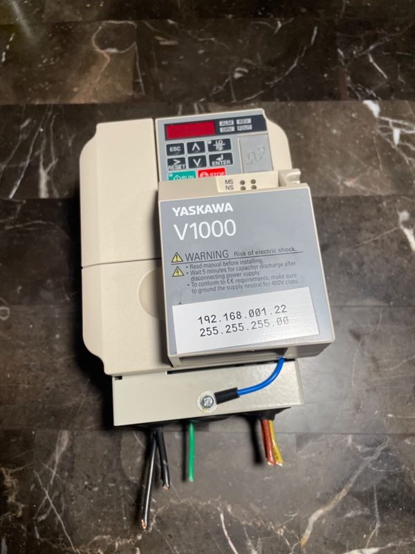Частотный преобразователь Yaskawa CIMR-VU4A0001FAA