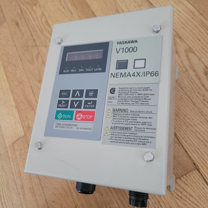 Частотный преобразователь Yaskawa CIMR-VU4A0001GAA