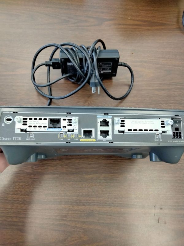 Маршрутизатор CISCO1720