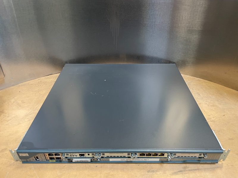 Маршрутизатор CISCO2801-V/K9