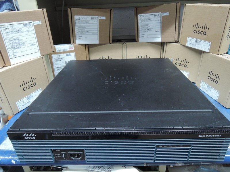 Маршрутизатор CISCO2921-VSEC/K9