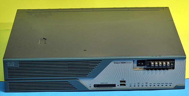 Маршрутизатор CISCO3825-DC