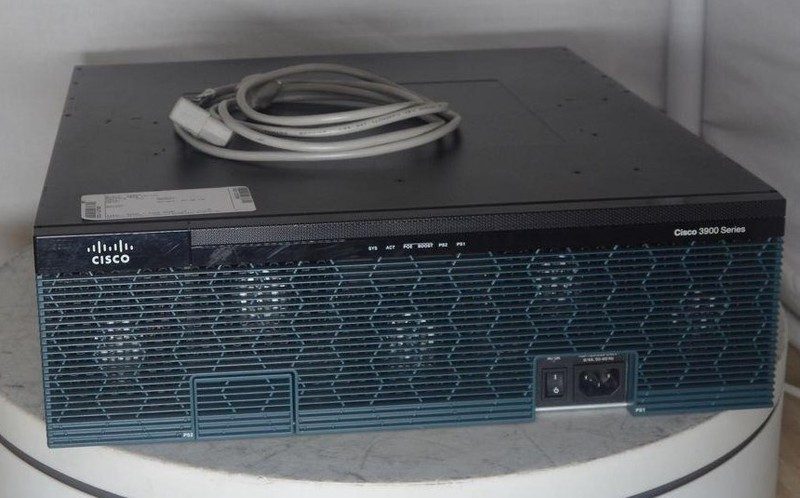 Маршрутизатор CISCO3925-CHASSIS