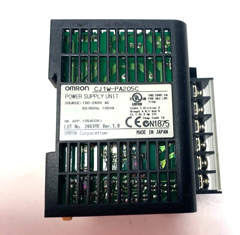 Блок питания Omron CJ1W-PA205C
