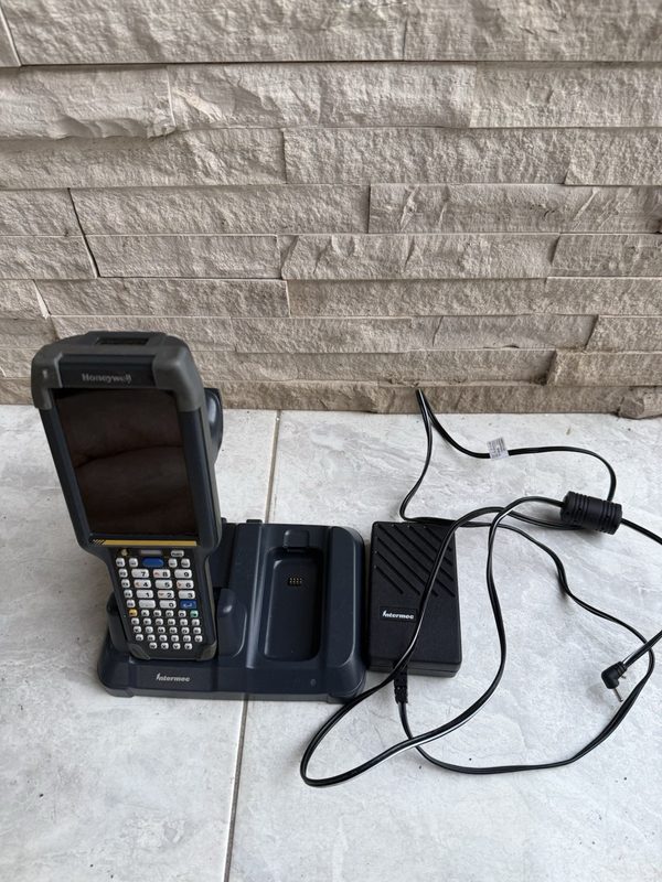 Сканер штрих-кода Honeywell CK65-LON-B8C213A