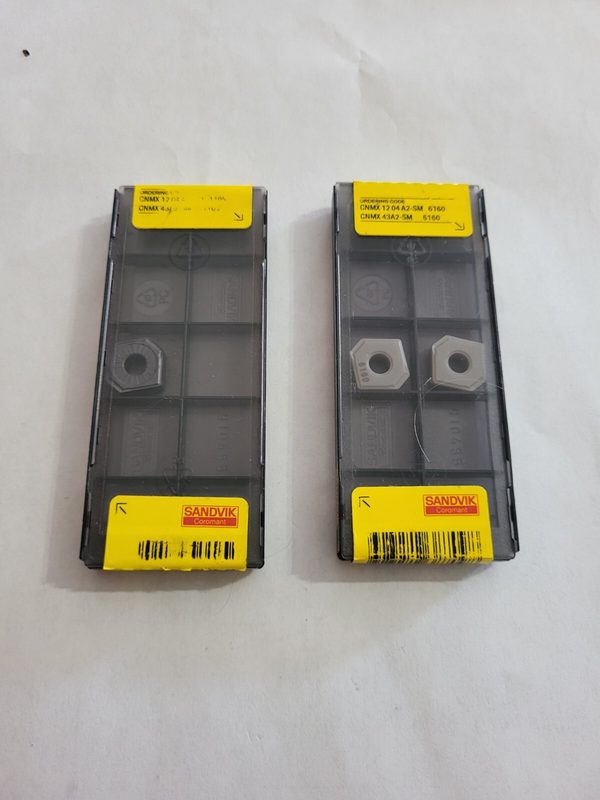 Режущий инструмент Sandvik CNMG432-SM