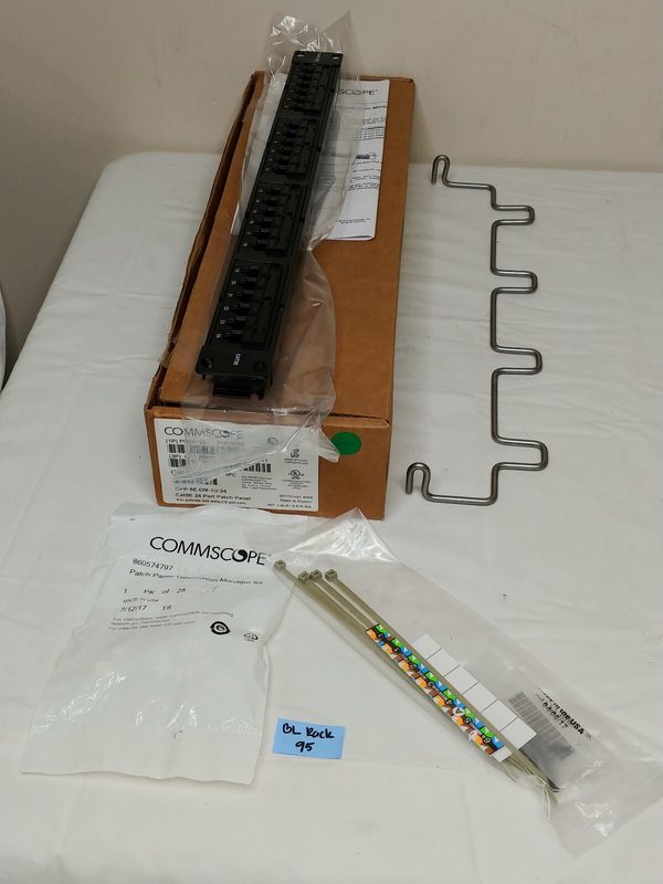 Патч-панель CommScope CPP-5E-DM-1U-24