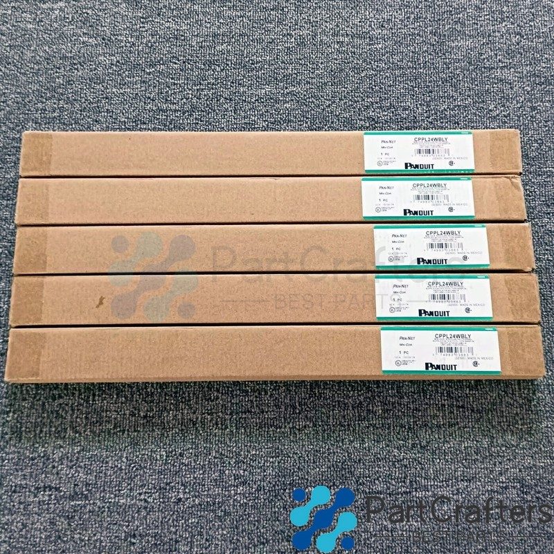 Патч-панель Panduit CPPL24WBLY