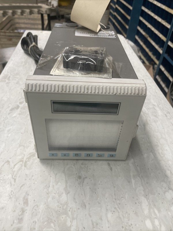 Регистратор ABB CR102/B011/STD