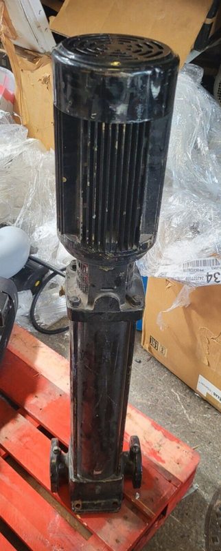 Насос Grundfos CR4-220