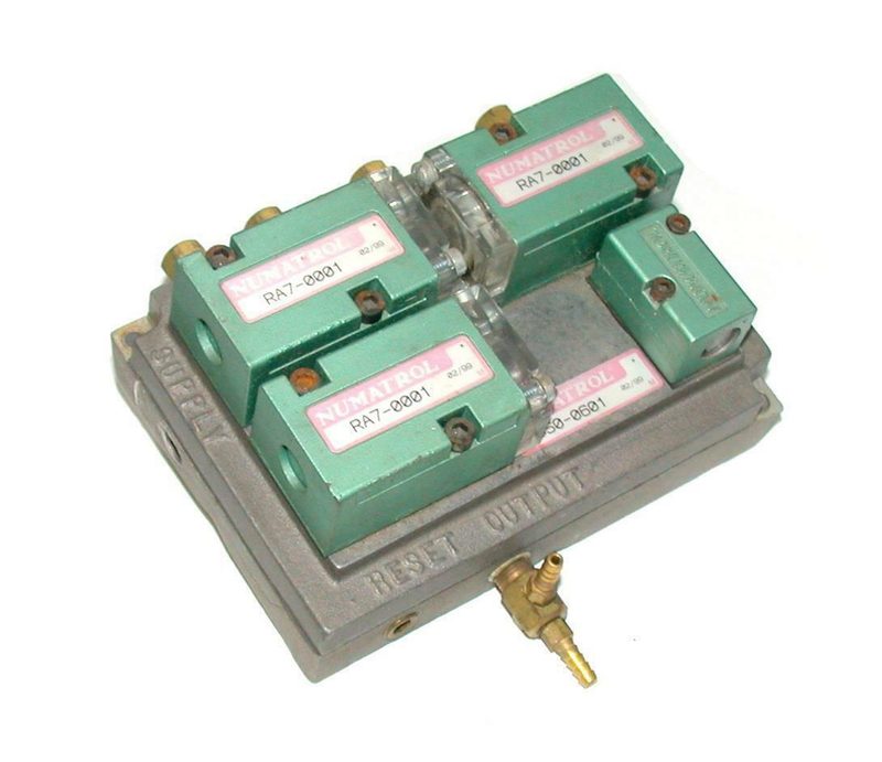 Пневмоклапан Numatics CS0-0601