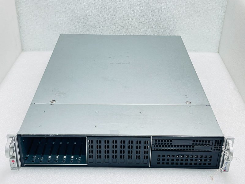 Сервер Supermicro CSE-213