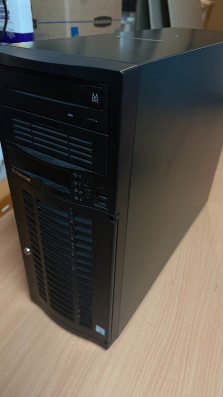 Корпус сервера Supermicro CSE-733