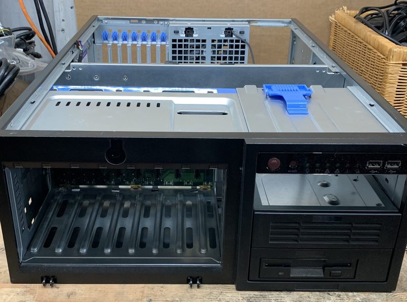 Сервер Supermicro CSE-74