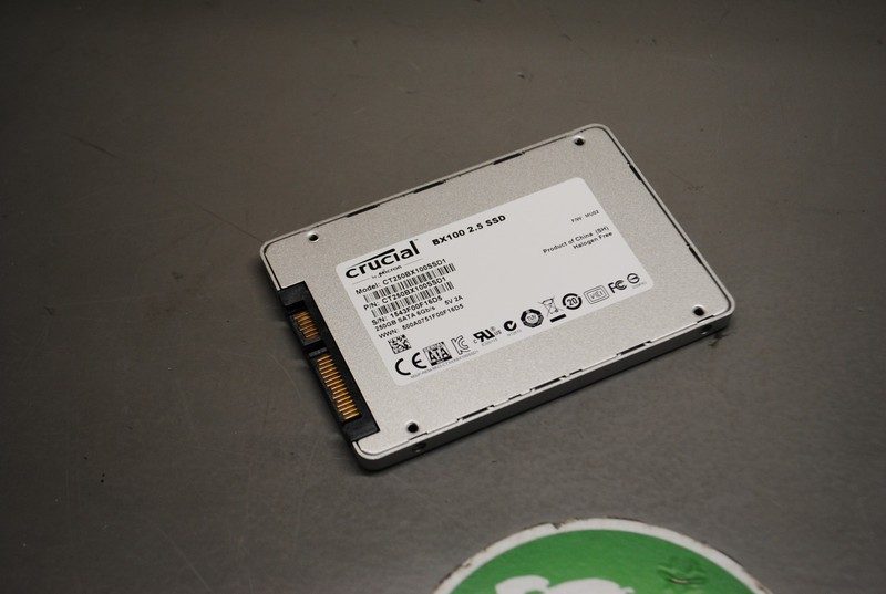 SSD-накопитель Micron CT250BX100SSD1