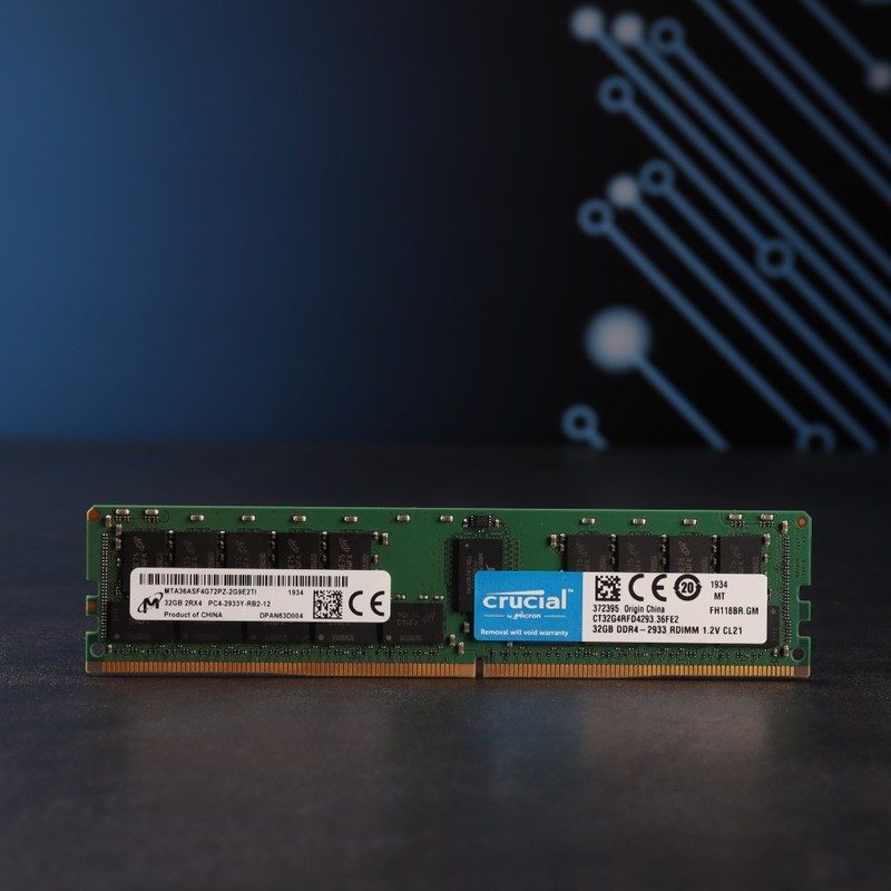 Модуль памяти Micron CT32G4RFD4293