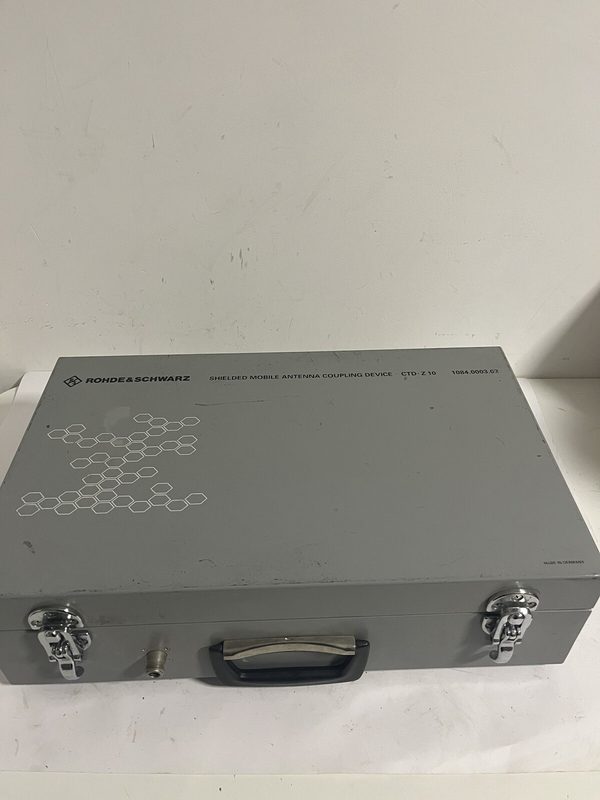 Тестер Rohde & Schwarz CTD-Z10