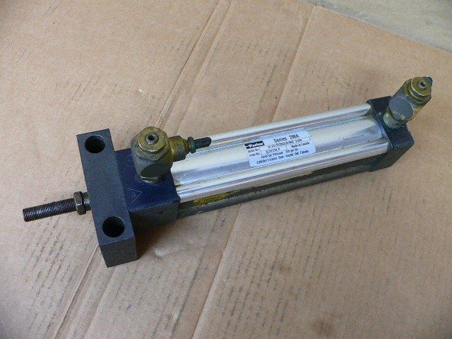 Пневмоцилиндр Parker CTE2MA3U19AC