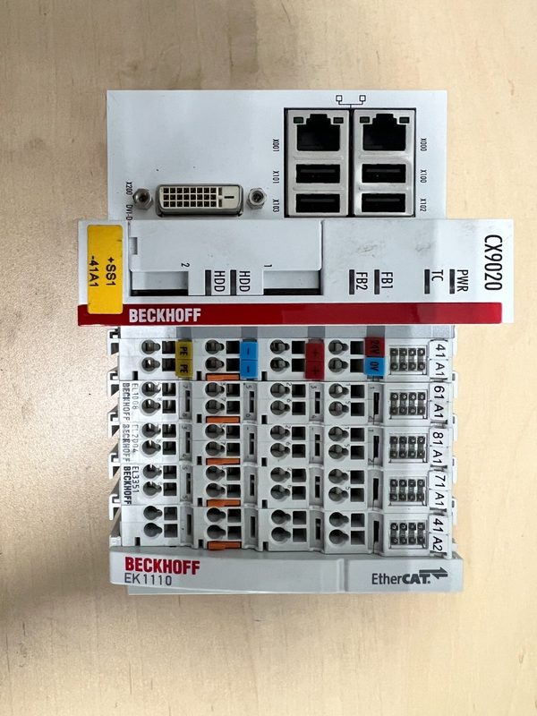 IIoT-устройство Beckhoff CX9020-0112