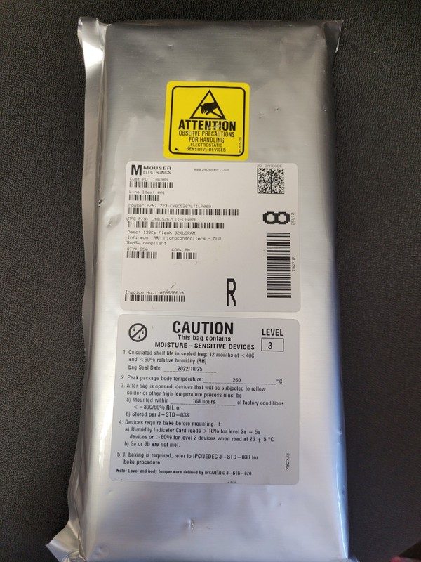Микросхема CY8C5267LTI-LP089