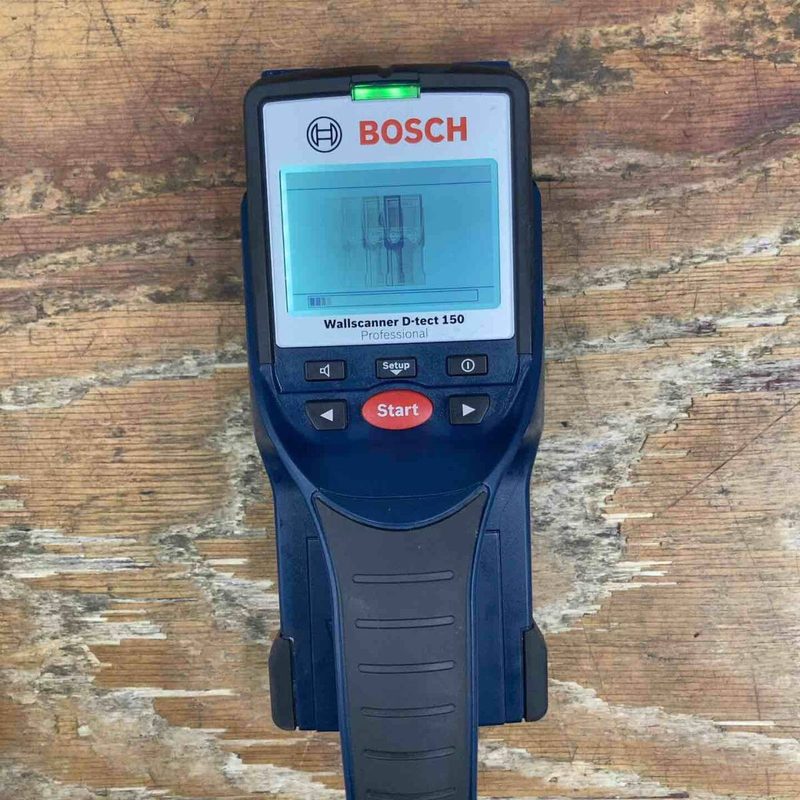 Сканер стен Bosch D-TECT150CNT