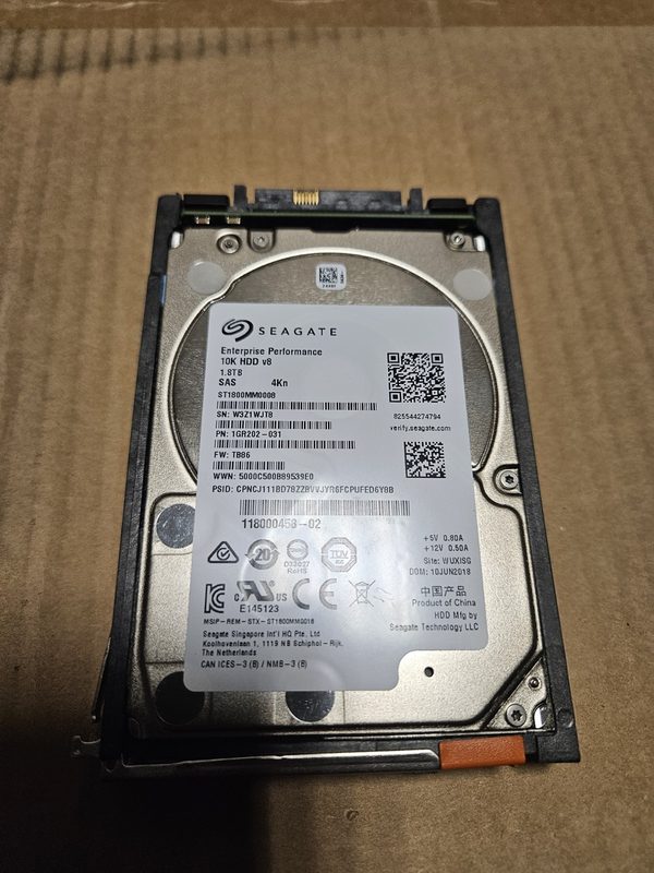 Жёсткий диск Dell D3-2S10-1800
