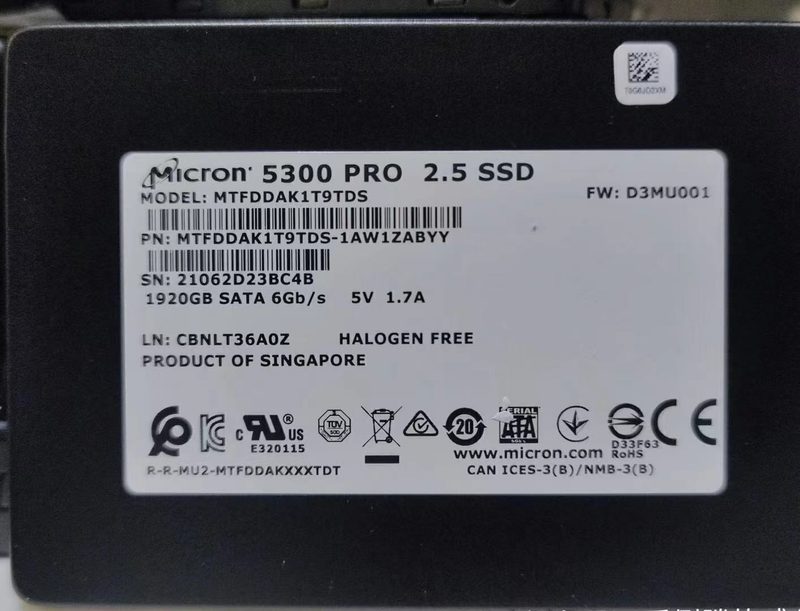 Сервер Micron D3MU001