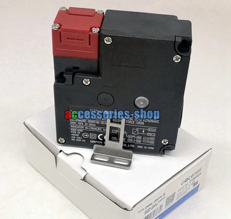 Коммутатор Omron D4NL-4BFG-B4S