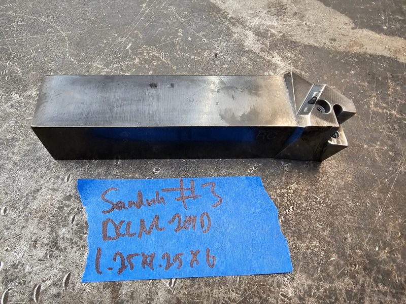 Режущий инструмент Sandvik DCLNL-204D