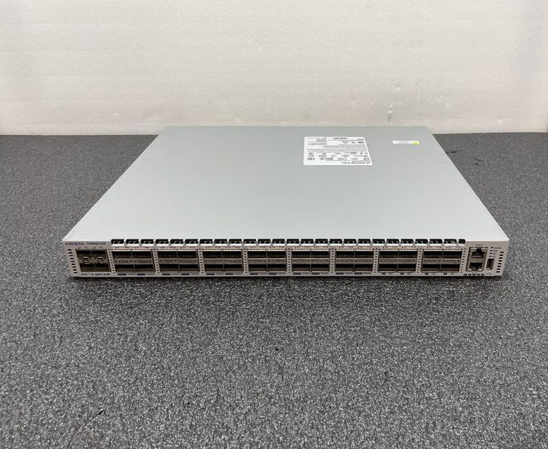 Коммутатор Arista DCS-7050QX-32S