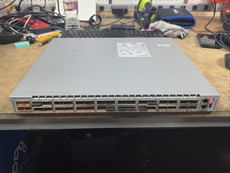 Коммутатор Arista DCS-7050QX2-32S