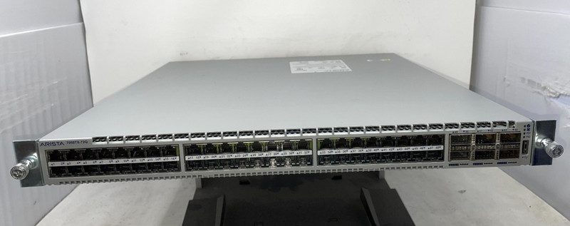 Коммутатор Arista DCS-7050TX-72Q