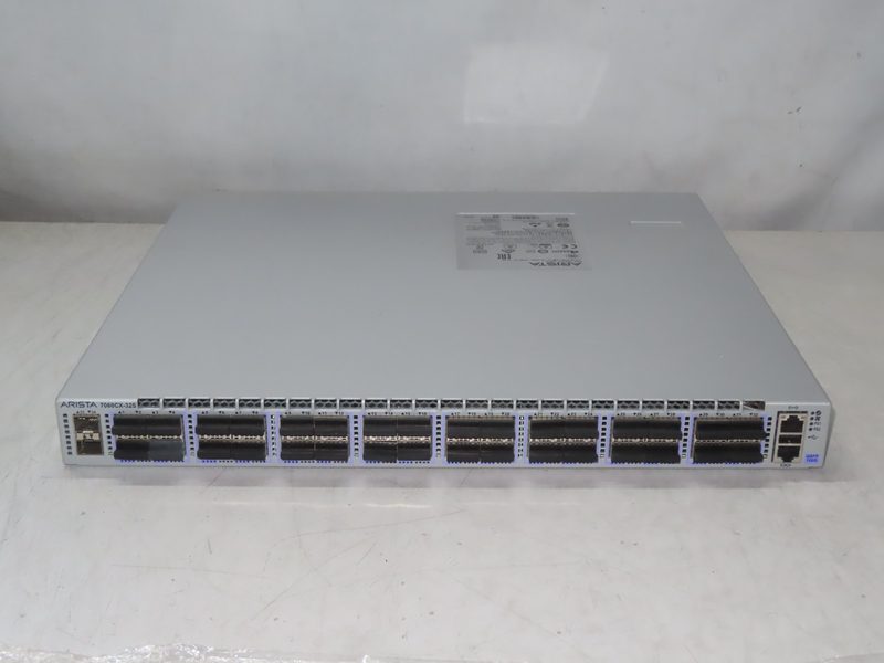 Коммутатор Arista DCS-7060CX-32S