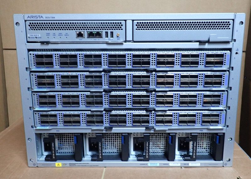 Коммутатор Arista DCS-7304