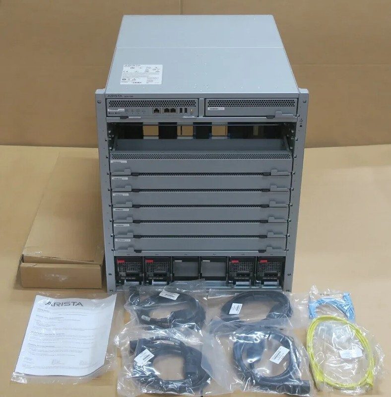 Коммутатор Arista DCS-7308
