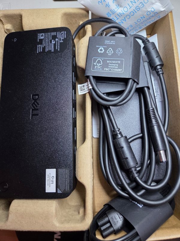 Док-станция DELL-SD25TB4