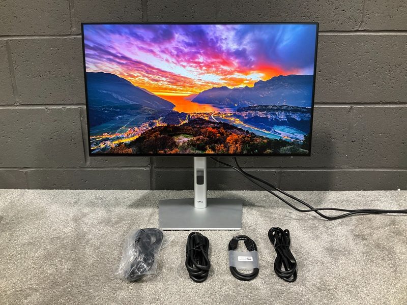Монитор DELL-U2424HE